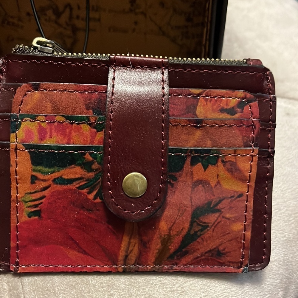Patricia Nash 100% leather convertible, backpack, and credit card wallet, new - Picture 11 of 15